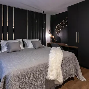  Apartment Premium Old Town
